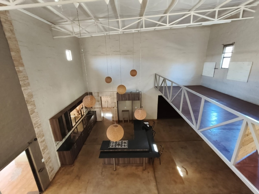 5 Bedroom Property for Sale in Mooinooi North West